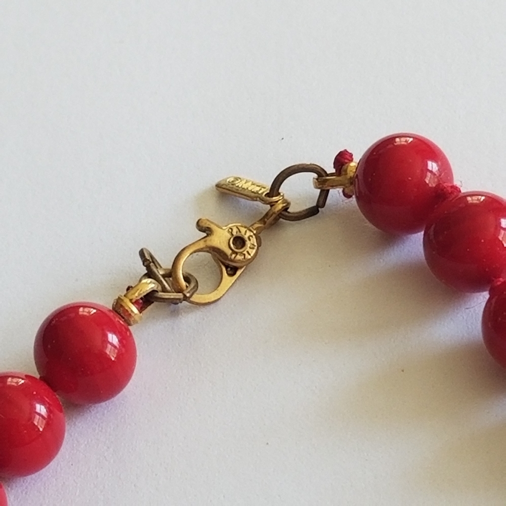 Relisted - Vintage Monet glass beads necklace red beaded strand choker - Picture 7 of 8